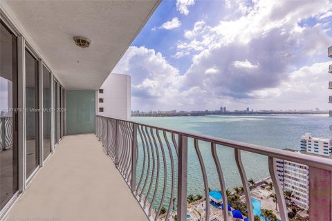 Condominio en venta en North Bay Village, Florida, 2 dormitorios, 95.69 m2 № 1398263 - foto 6