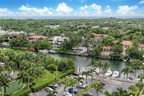 Condominio en venta en Coral Gables, Florida, 1 dormitorio, 84.54 m2 № 1398261 - foto 13