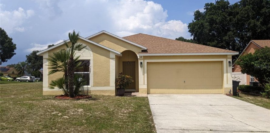 House in Davenport, Florida 3 bedrooms, 129.88 sq.m. № 1334354