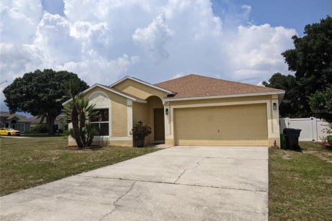 House in Davenport, Florida 3 bedrooms, 129.88 sq.m. № 1334354 - photo 2