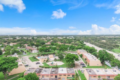 Adosado en venta en Tamarac, Florida, 3 dormitorios, 173.26 m2 № 1059076 - foto 7