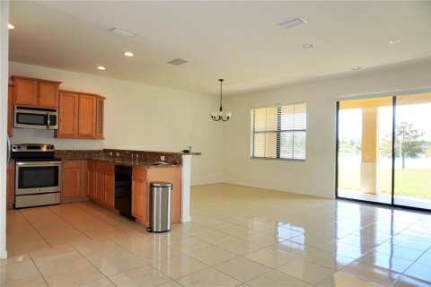 Townhouse in Orlando, Florida 3 bedrooms, 150.5 sq.m. № 1395644 - photo 6