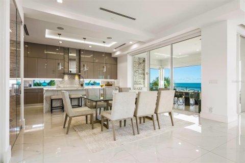 Casa en venta en Hutchinson Island South, Florida, 5 dormitorios, 458.66 m2 № 1283539 - foto 8