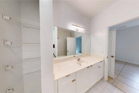 Condominio en venta en Homestead, Florida, 2 dormitorios, 97.36 m2 № 1045282 - foto 11