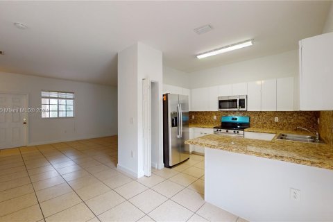 Condominio en venta en Homestead, Florida, 2 dormitorios, 97.36 m2 № 1045282 - foto 1