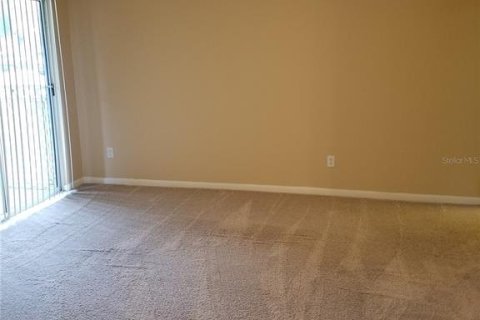 Condo in Orlando, Florida, 1 bedroom  № 1346838 - photo 4