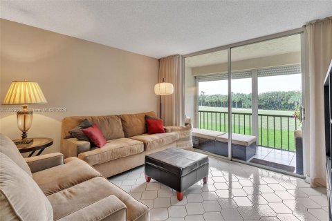 Condominio en venta en Pembroke Pines, Florida, 2 dormitorios, 108.7 m2 № 1232938 - foto 9