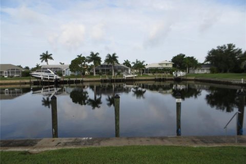 Copropriété à vendre à Punta Gorda, Floride: 2 chambres, 129.88 m2 № 1352888 - photo 19