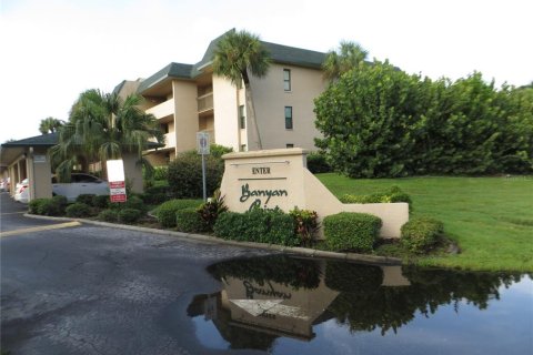 Condominio en venta en Punta Gorda, Florida, 2 dormitorios, 129.88 m2 № 1352888 - foto 1