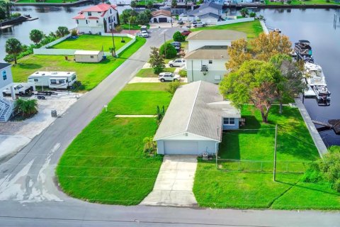 Villa ou maison à vendre à Hernando Beach, Floride: 3 chambres, 110.55 m2 № 1352851 - photo 8