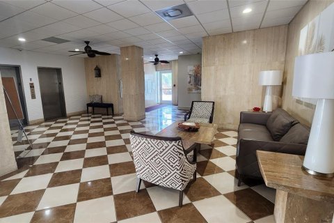 Copropriété à vendre à Pompano Beach, Floride: 2 chambres, 130.06 m2 № 1035902 - photo 21