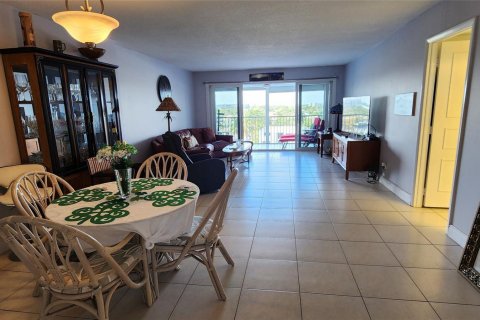 Copropriété à vendre à Pompano Beach, Floride: 2 chambres, 130.06 m2 № 1035902 - photo 9