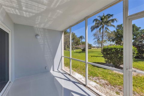 Copropriété à vendre à Pompano Beach, Floride: 2 chambres, 106.84 m2 № 1026934 - photo 28