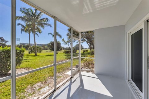 Copropriété à vendre à Pompano Beach, Floride: 2 chambres, 106.84 m2 № 1026934 - photo 11