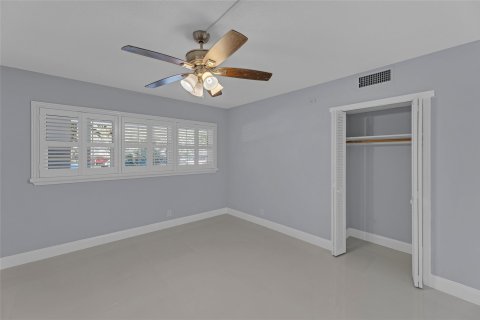 Copropriété à vendre à Pompano Beach, Floride: 2 chambres, 106.84 m2 № 1026934 - photo 17