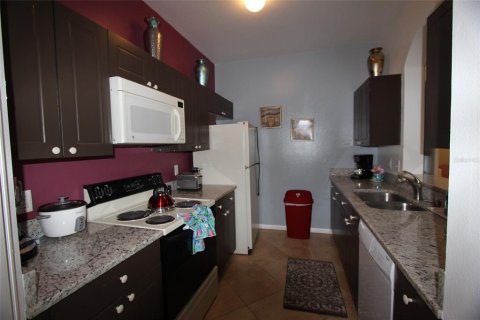 Condominio en venta en Kissimmee, Florida, 2 dormitorios, 94.95 m2 № 1055279 - foto 13
