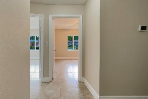 Купить виллу или дом в Норт-Лодердейл, Флорида 4 спальни, 112.13м2, № 1225893 - фото 3