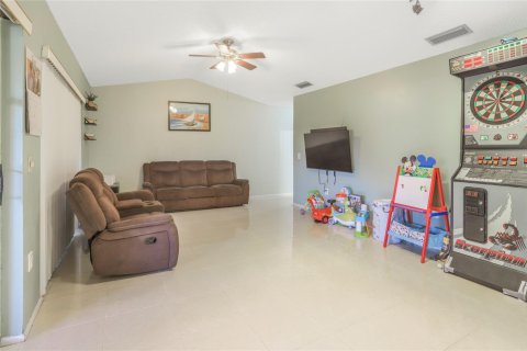 Townhouse in Pembroke Pines, Florida 2 bedrooms, 81.85 sq.m. № 1222686 - photo 14