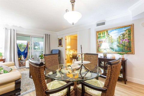 Condominio en venta en Lake Worth, Florida, 2 dormitorios, 83.05 m2 № 1036094 - foto 5