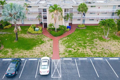 Condominio en venta en Lake Worth, Florida, 2 dormitorios, 83.05 m2 № 1036094 - foto 25