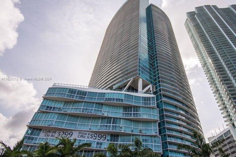 Condo in Miami, Florida, 1 bedroom  № 1270987 - photo 5