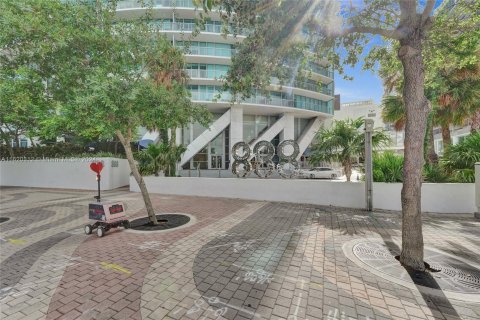 Copropriété à vendre à Miami, Floride: 1 chambre, 113.34 m2 № 1270987 - photo 28