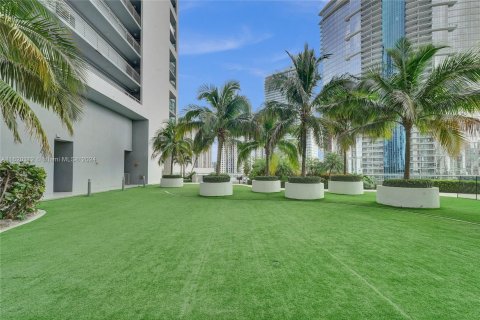 Copropriété à vendre à Miami, Floride: 1 chambre, 113.34 m2 № 1270987 - photo 16