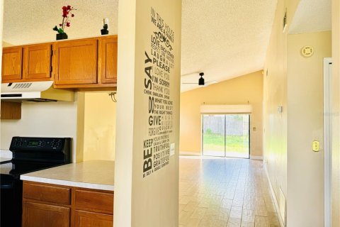 Casa en venta en Orlando, Florida, 2 dormitorios, 89.93 m2 № 1428688 - foto 6