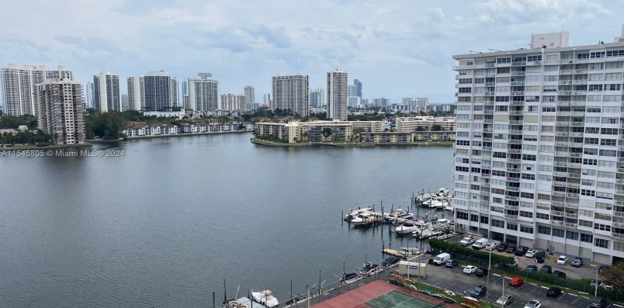 Condo in Aventura, Florida, 2 bedrooms  № 1049671