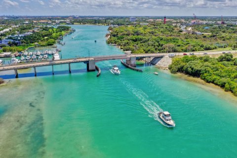 Villa ou maison à vendre à Jupiter, Floride: 3 chambres, 94.67 m2 № 1031775 - photo 4