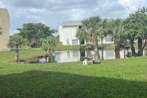 Copropriété à vendre à Sunrise, Floride: 1 chambre, 59.46 m2 № 1232556 - photo 9