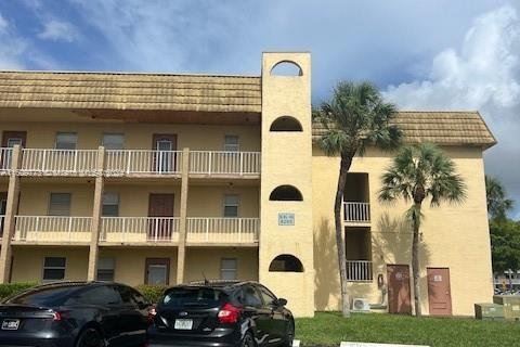 Condo in Sunrise, Florida, 1 bedroom  № 1232556 - photo 2