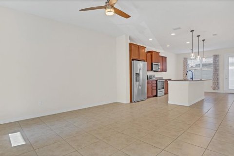 Adosado en venta en Winter Garden, Florida, 2 dormitorios, 167.22 m2 № 1374826 - foto 4