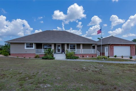 Villa ou maison à vendre à Punta Gorda, Floride: 4 chambres, 210.98 m2 № 1197526 - photo 4