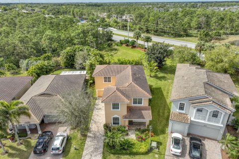 House in Stuart, Florida 5 bedrooms, 272.2 sq.m. № 1018117 - photo 27