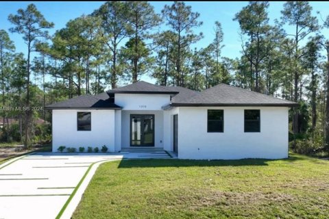 Casa en venta en Lehigh Acres, Florida, 3 dormitorios № 1233930 - foto 3