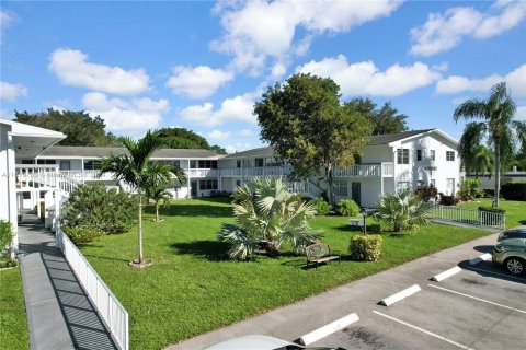 Copropriété à vendre à Deerfield Beach, Floride: 1 chambre, 65.03 m2 № 1240914 - photo 2