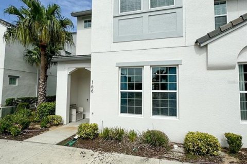 Townhouse in Davenport, Florida 4 bedrooms, 182.09 sq.m. № 1353416 - photo 1