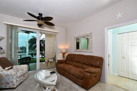 Copropriété à vendre à Punta Gorda, Floride: 2 chambres, 106 m2 № 1336102 - photo 16