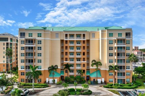 Condominio en venta en Punta Gorda, Florida, 2 dormitorios, 106 m2 № 1336102 - foto 1