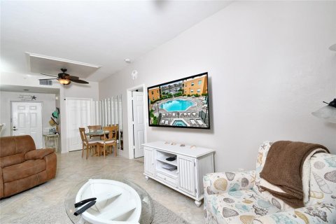 Condo in Punta Gorda, Florida, 2 bedrooms  № 1336102 - photo 15