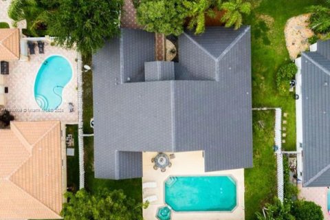 Villa ou maison à vendre à Sunrise, Floride: 4 chambres, 213.49 m2 № 1065349 - photo 3