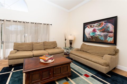 Villa ou maison à vendre à Sunrise, Floride: 4 chambres, 213.49 m2 № 1065349 - photo 6
