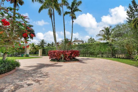 Villa ou maison à vendre à Davie, Floride: 5 chambres, 492.2 m2 № 1162321 - photo 9