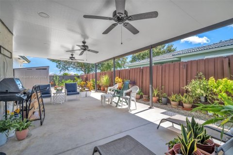 Casa en venta en Miami, Florida, 4 dormitorios, 142.98 m2 № 1380355 - foto 25