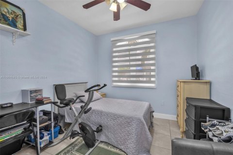 Casa en venta en Miami, Florida, 4 dormitorios, 142.98 m2 № 1380355 - foto 17