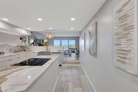 Adosado en venta en Hutchinson Island South, Florida, 2 dormitorios, 138.15 m2 № 1380357 - foto 9