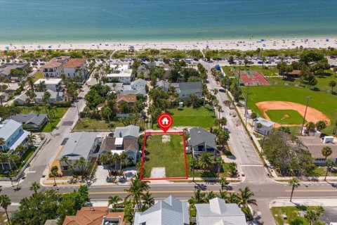 Terreno en venta en Saint Pete Beach, Florida № 1339746 - foto 3