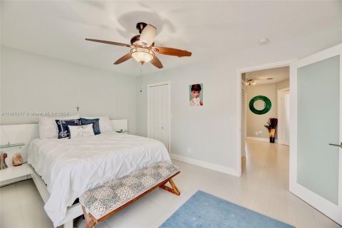 Adosado en venta en Miramar, Florida, 3 dormitorios, 140.1 m2 № 1377692 - foto 18