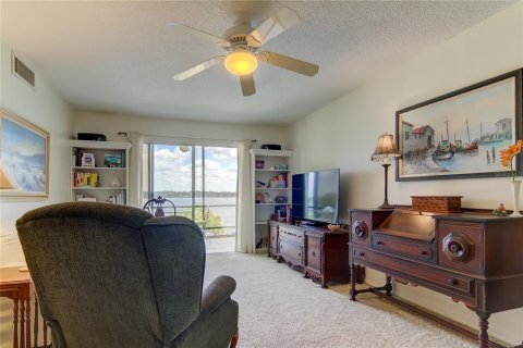 Condominio en venta en Tarpon Springs, Florida, 1 dormitorio, 68 m2 № 1067223 - foto 20